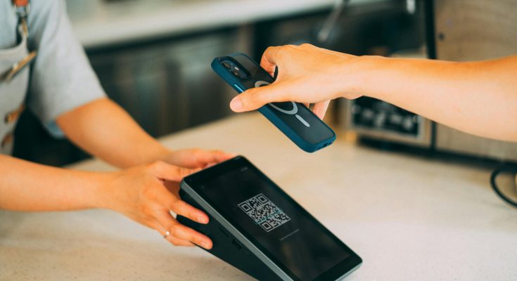 Mobil bankacılık uygulaması ile TR Karekod okutma ve ödeme işlemi